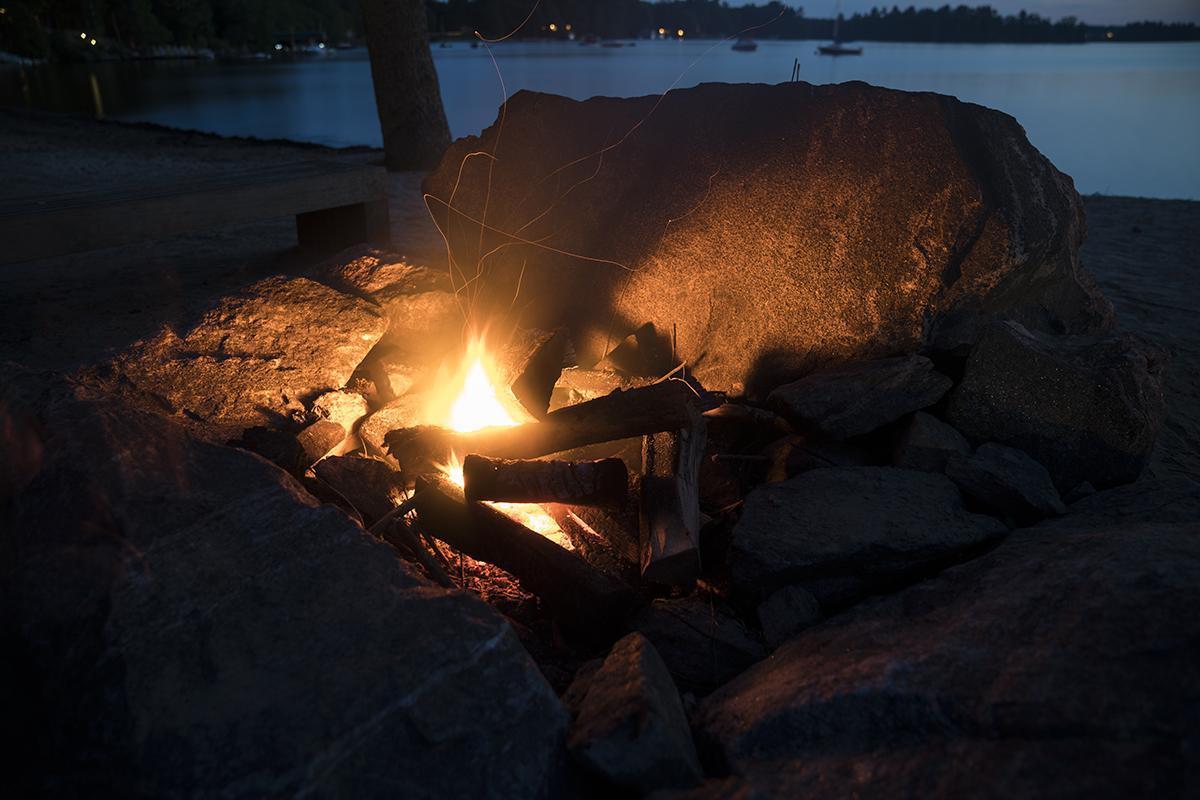 Taboo Muskoka Hotel Gravenhurst Bagian luar foto